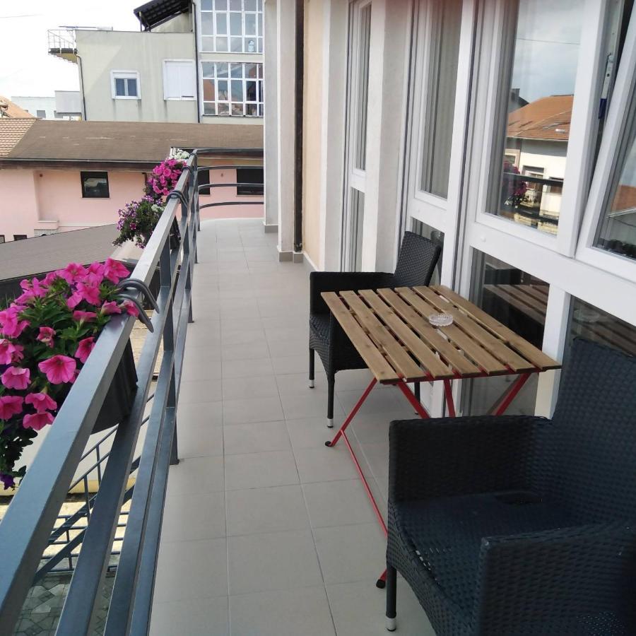 Apartman Zagreb , With Balcony And Free Parking Kültér fotó