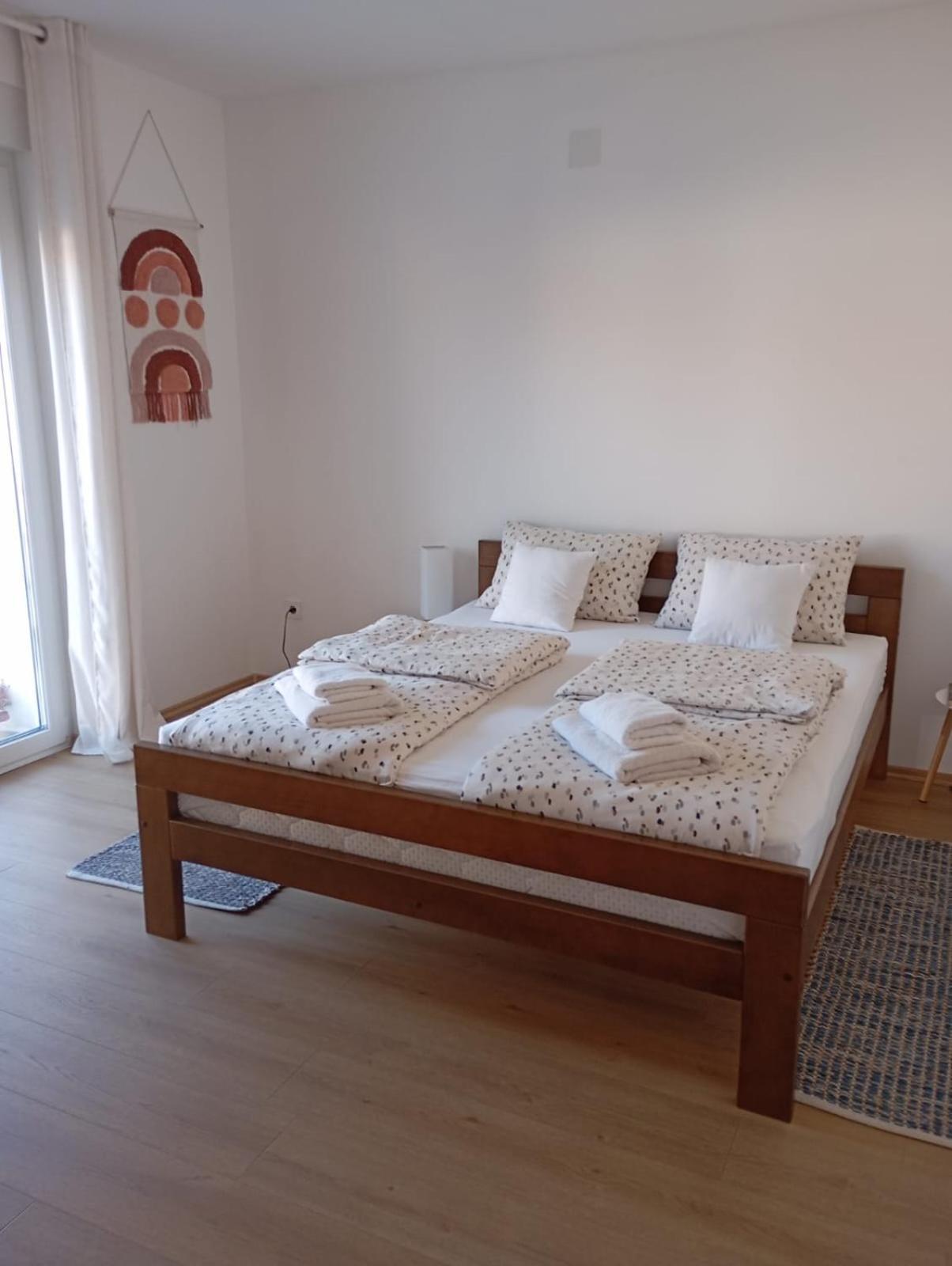 Apartman Zagreb , With Balcony And Free Parking Kültér fotó